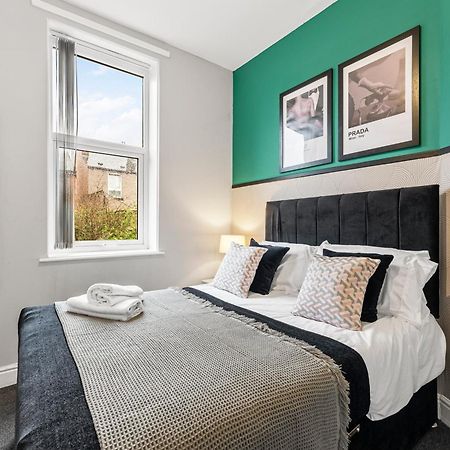 20 Percent Off! Stylish Sheffield Abode Sleeps 12 Apartment Bagian luar foto