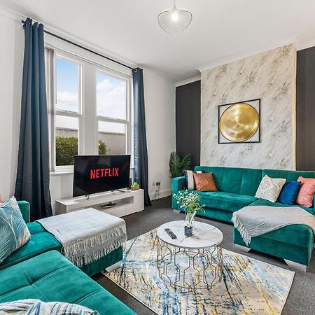 20 Percent Off! Stylish Sheffield Abode Sleeps 12 Apartment Bagian luar foto