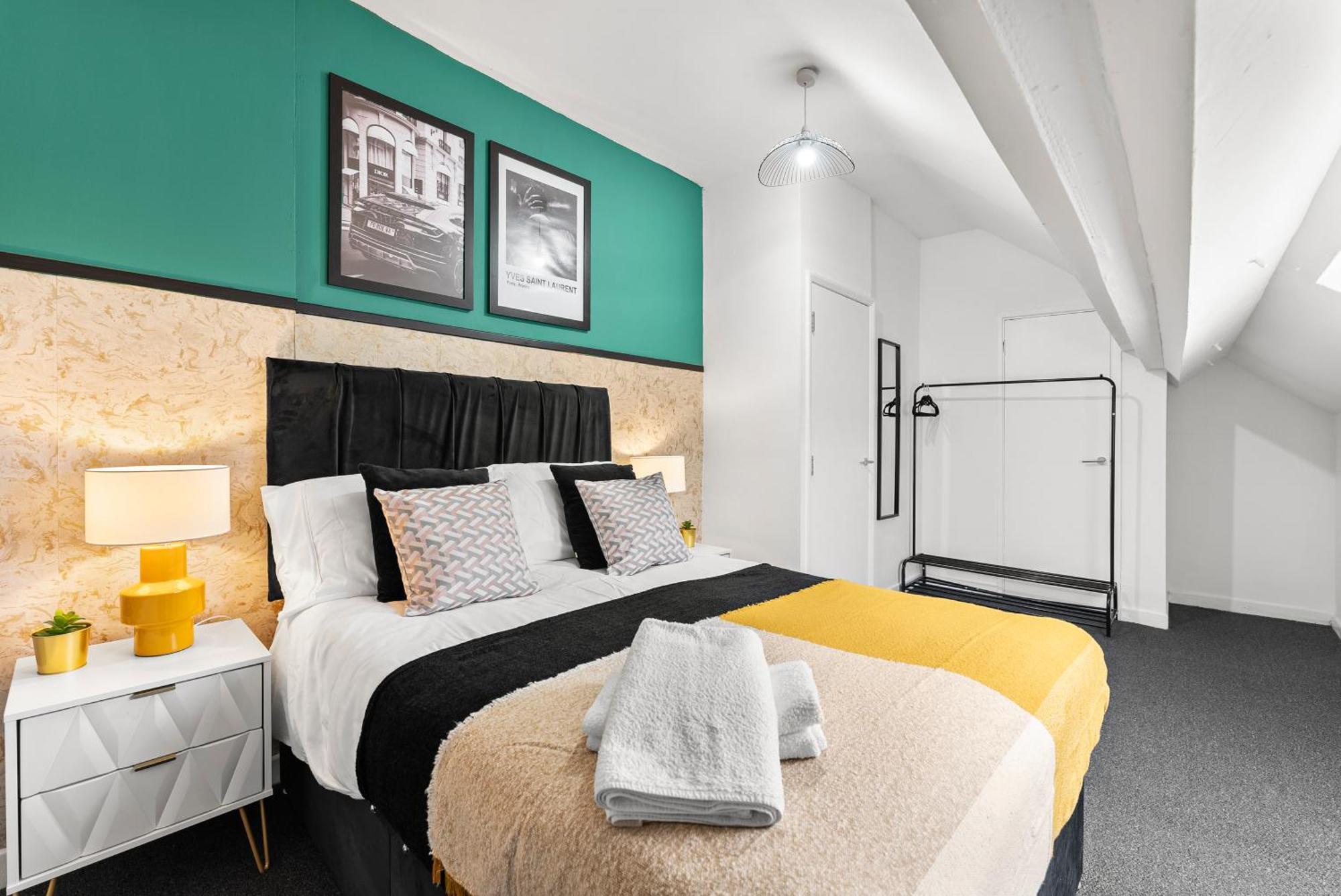 20 Percent Off! Stylish Sheffield Abode Sleeps 12 Apartment Bagian luar foto