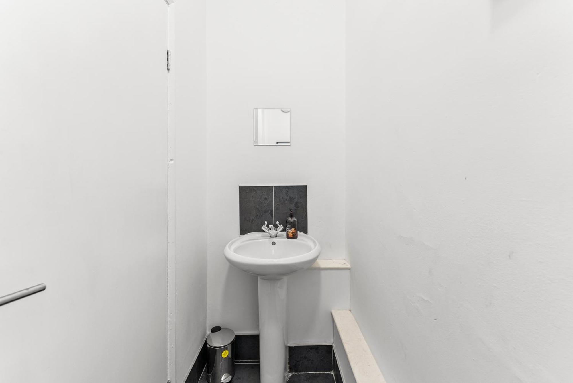 20 Percent Off! Stylish Sheffield Abode Sleeps 12 Apartment Bagian luar foto