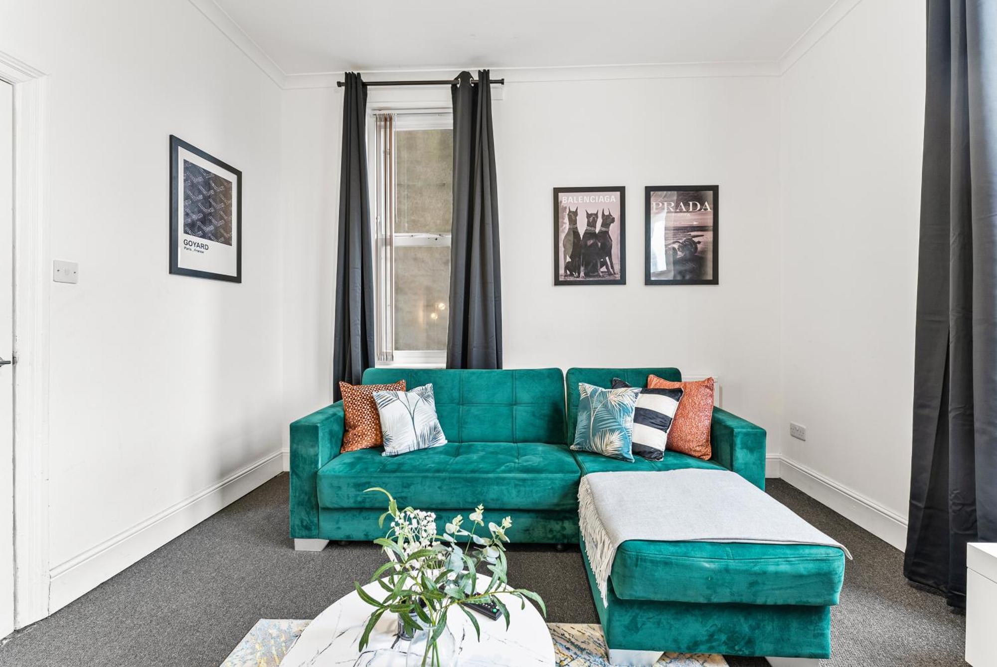 20 Percent Off! Stylish Sheffield Abode Sleeps 12 Apartment Bagian luar foto