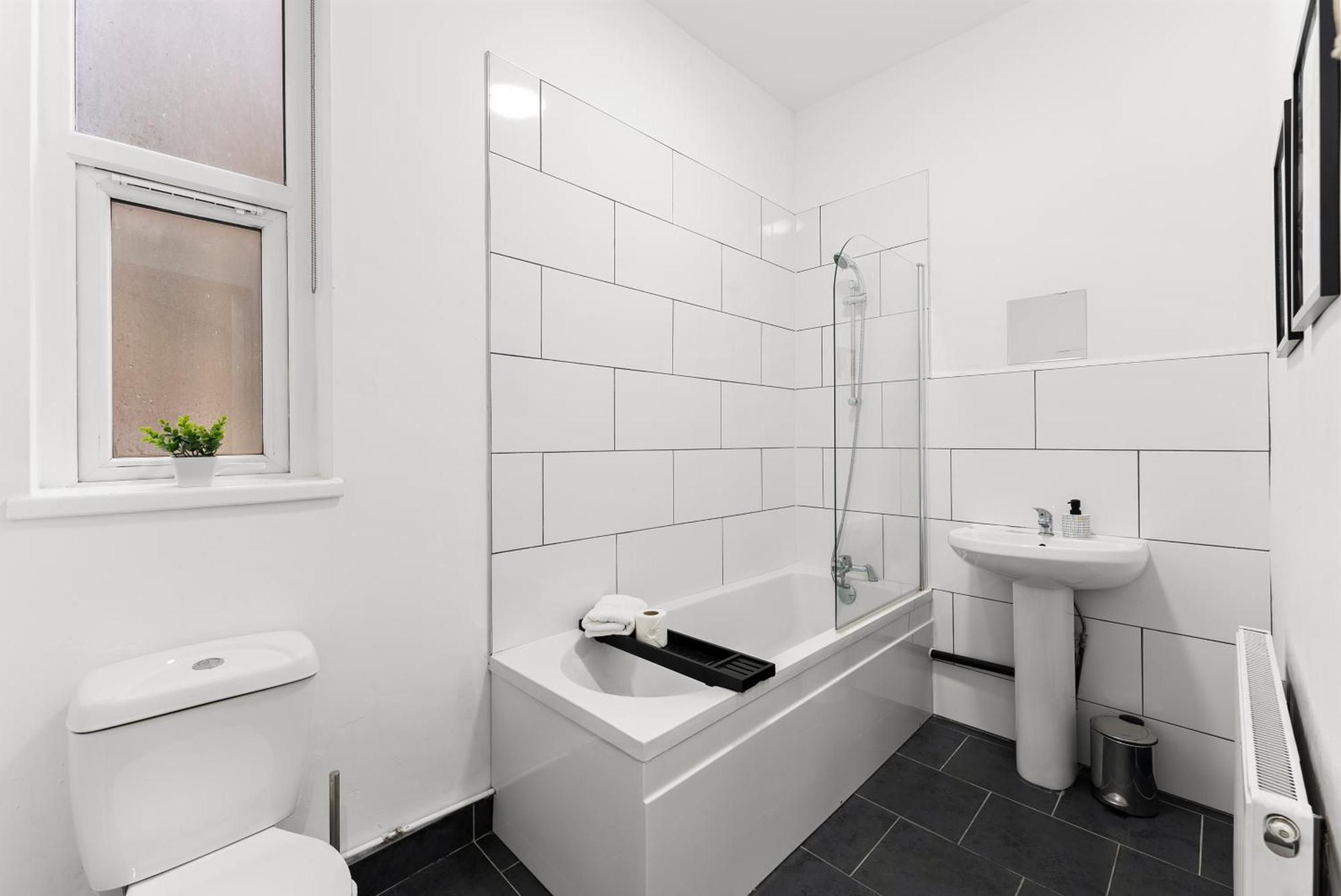 20 Percent Off! Stylish Sheffield Abode Sleeps 12 Apartment Bagian luar foto